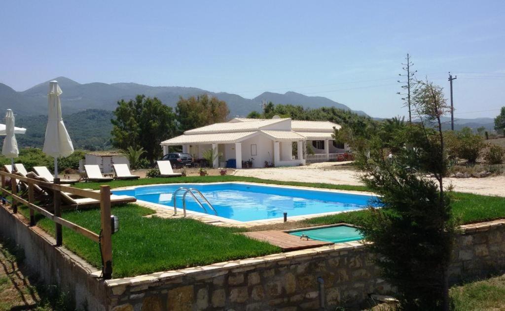 Elli Beach Apartments And Studios Almiros Beach Eksteriør billede
