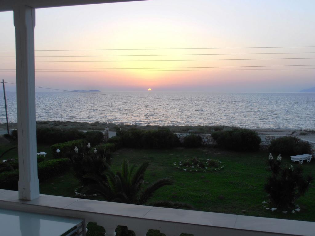 Elli Beach Apartments And Studios Almiros Beach Eksteriør billede
